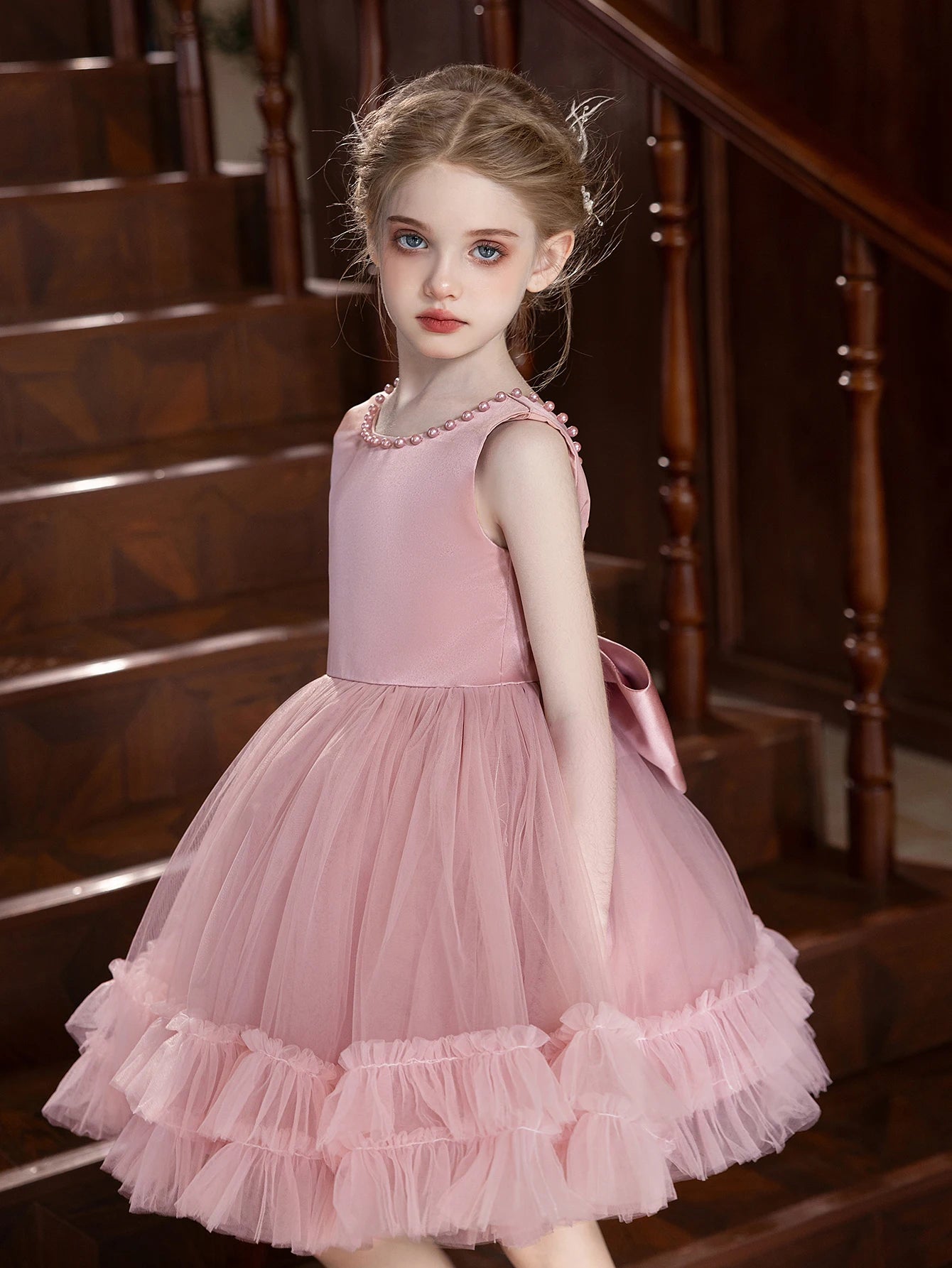 Pink Cake-themed Dress for Girls Featuring a Short Skirt with Large Bow Pompon Gauze for Birthday Party